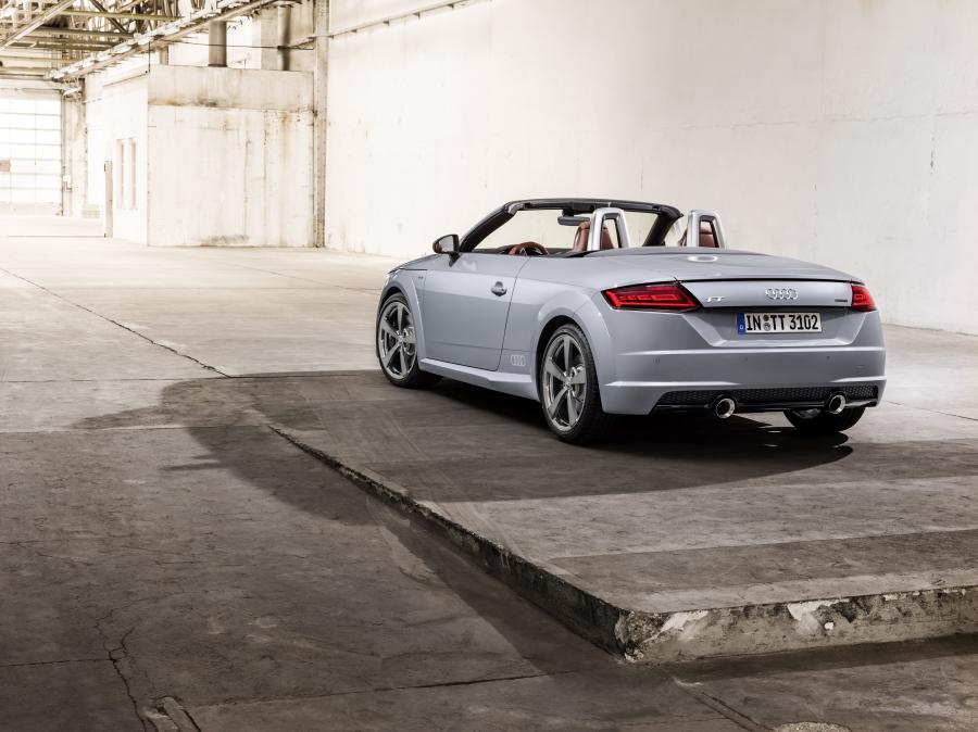  Audi TT Roadster 20 Years (8S) 2018 года  (WW) (фото 37 из 44)